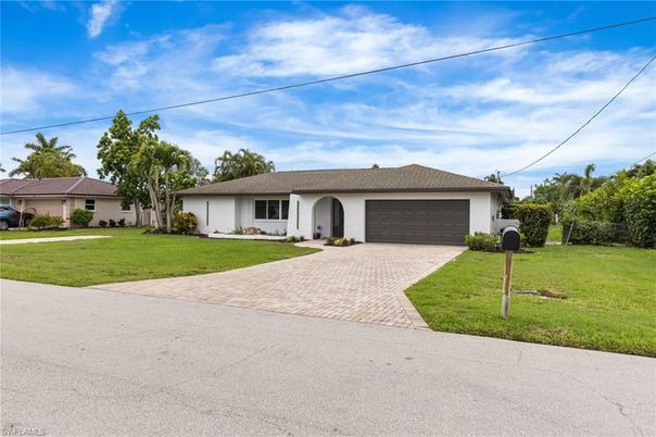 Attached, Backyard, Exterior, Facade, Ranch