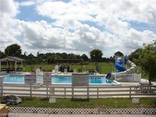 Exterior, Playground, Pool