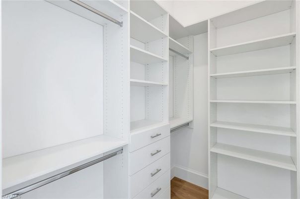 Interior, Walk-in Closets, Wood Texture Flooring