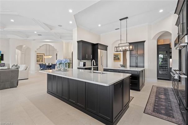 Dining room, Interior, Kitchen, Living room, Pendant Lights, Recessed Lighting, Stainless Steel Appliances