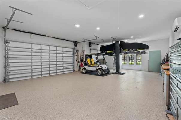 Fitness Equipment, Garage, Interior, Recessed Lighting