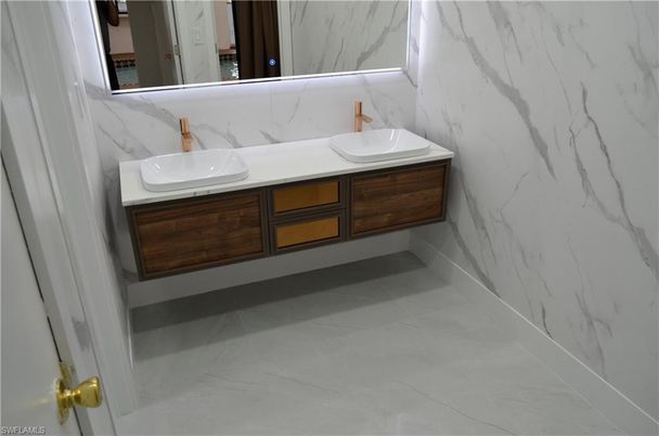 Bathroom, Dual Sink Vanities, Interior, Marble Walls