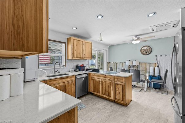 Interior, Kitchen, Recessed Lighting