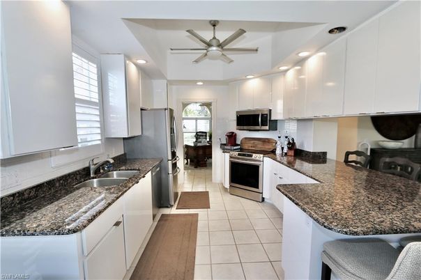 Interior, Kitchen, Recessed Lighting