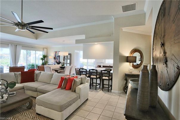 Dining room, Interior, Living room, Pendant Lights, Recessed Lighting
