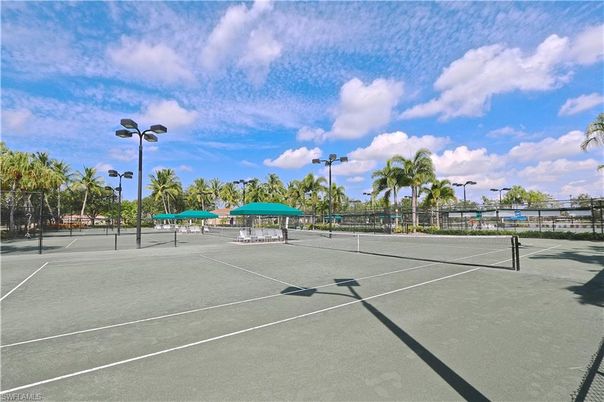 Exterior, Tennis Courts