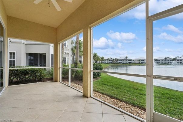 Interior, Sun Room, Water