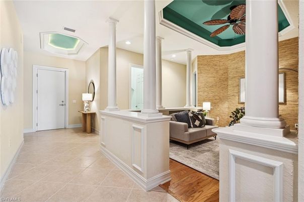 Bathroom, Interior, Living room, Recessed Lighting, Wood Texture Flooring