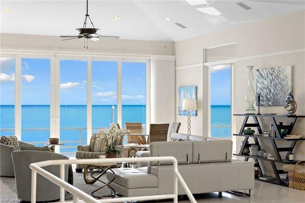 Interior, Living room, Recessed Lighting, Water
