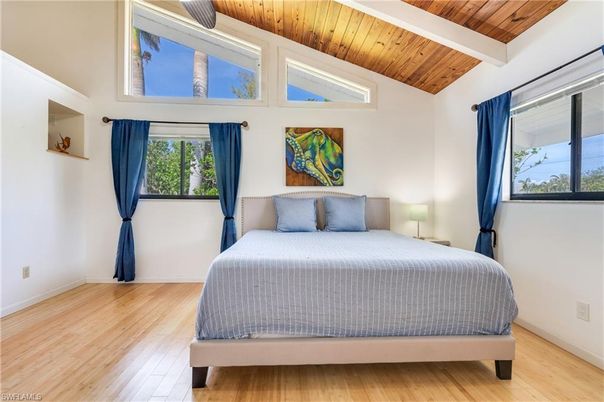 Bedroom, Interior, Wooden Beams, Wooden Ceilings, Wood Texture Flooring