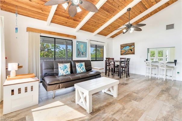 Dining room, Interior, Living room, Wooden Beams, Wooden Ceilings, Wood Texture Flooring