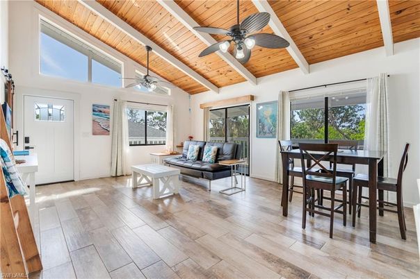 Dining room, Interior, Living room, Wooden Beams, Wooden Ceilings, Wood Texture Flooring