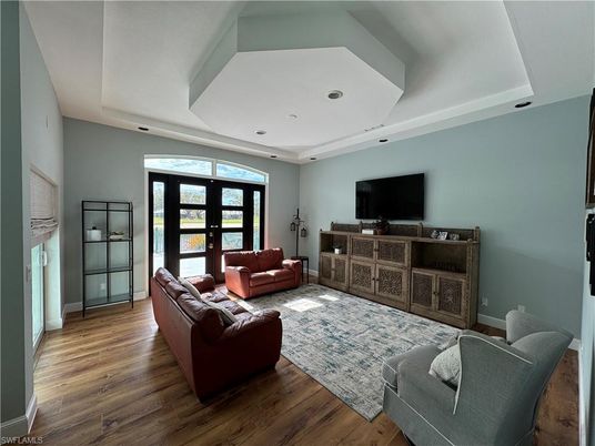 Interior, Living room, Recessed Lighting, Wood Texture Flooring