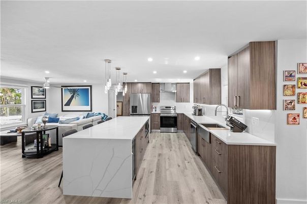 Interior, Kitchen, Living room, Pendant Lights, Recessed Lighting, Stainless Steel Appliances, Wood Texture Flooring