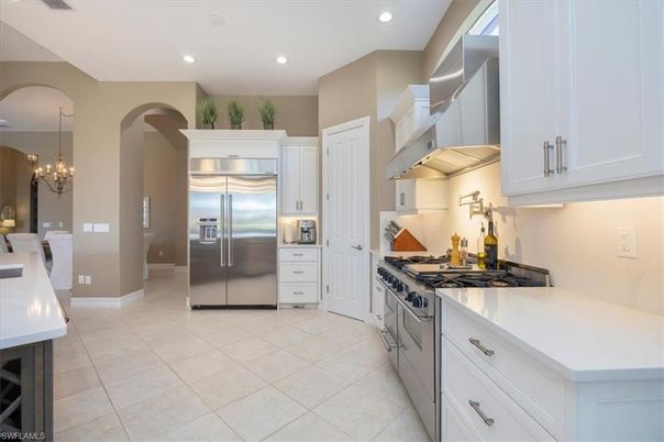 Chandelier, Interior, Kitchen, Recessed Lighting, Stainless Steel Appliances