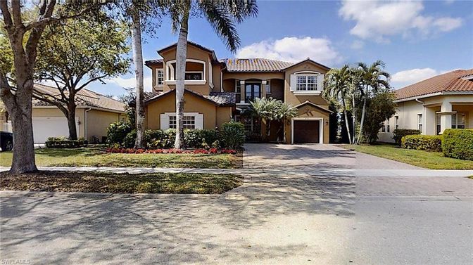 Attached, Backyard, Exterior, Facade, Mediterranean