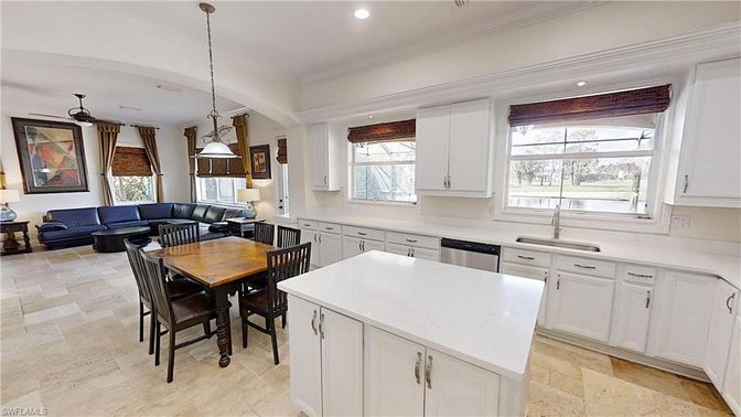 Dining room, Interior, Kitchen, Living room, Pendant Lights, Recessed Lighting, Stainless Steel Appliances