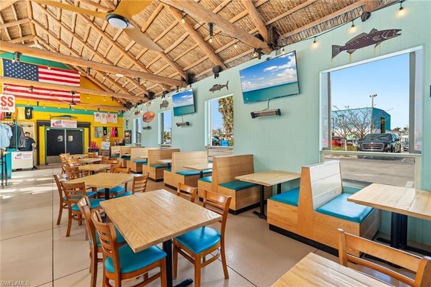 Dining room, Interior, Wooden Beams, Wooden Ceilings