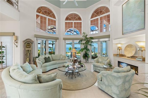 Fireplace, Interior, Living room