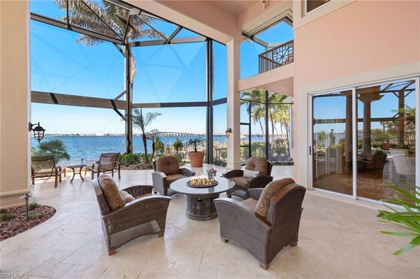 Glass Ceilings, Interior, Sun Room, Water