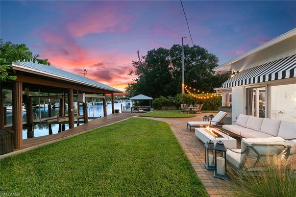 Backyard, Exterior, Water
