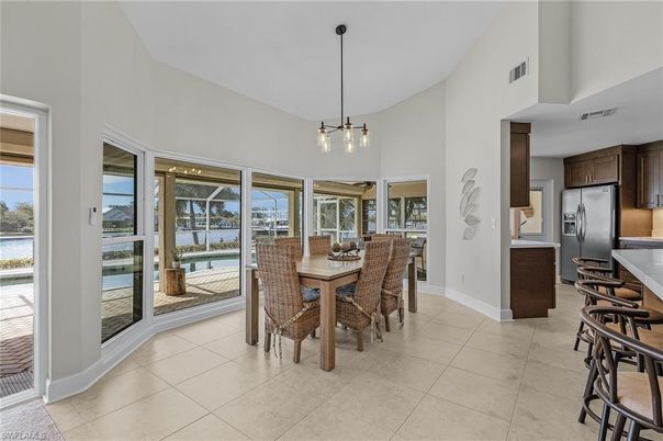 Dining room, Interior, Kitchen, Pendant Lights