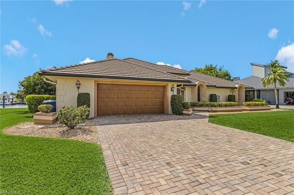 Attached, Backyard, Exterior, Facade, Mediterranean