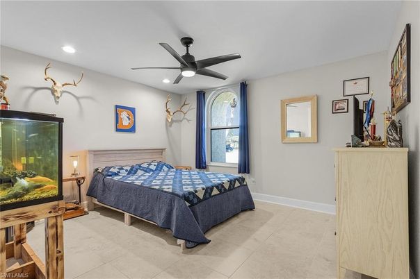Bedroom, Interior, Recessed Lighting