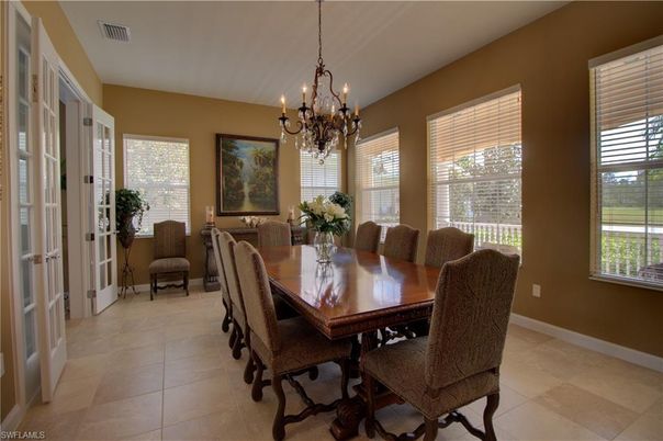 Chandelier, Dining room, Interior
