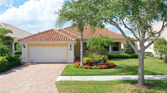 Attached, Backyard, Exterior, Facade, Mediterranean