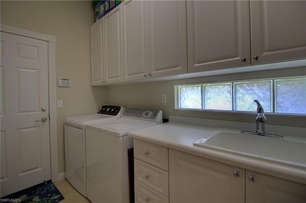 Interior, Washer