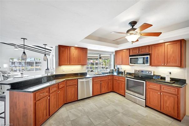 Interior, Kitchen, Pendant Lights, Recessed Lighting, Stainless Steel Appliances