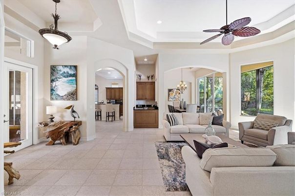 Chandelier, Dining room, Interior, Kitchen, Living room, Pendant Lights, Recessed Lighting