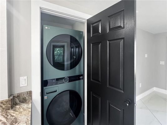 Interior, Utility Closets, Washer