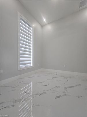 Empty room, Interior, Marble, Recessed Lighting