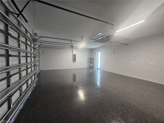 Garage, Interior