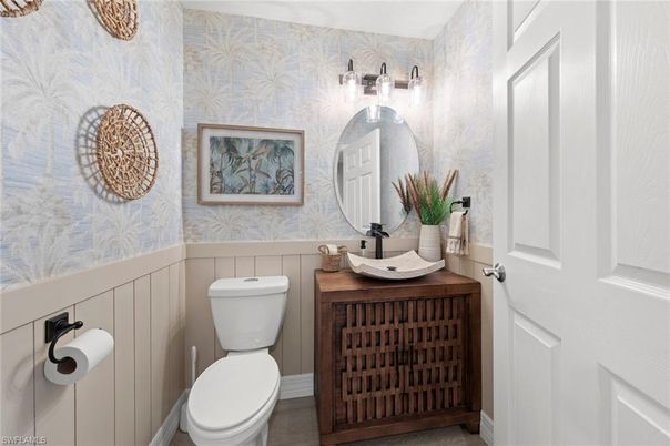 Bathroom, Interior