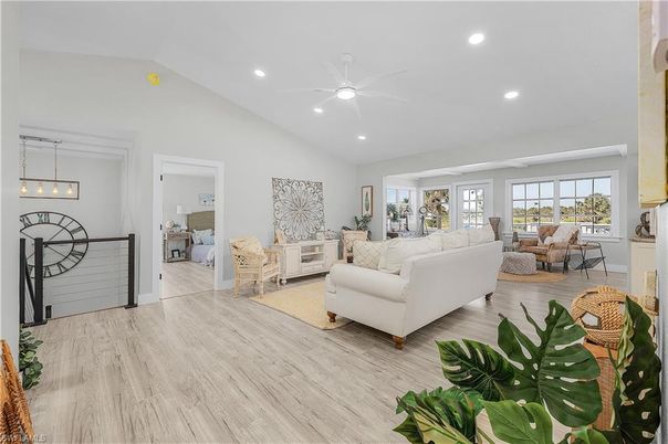 Interior, Living room, Pendant Lights, Recessed Lighting, Wood Texture Flooring