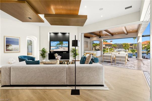 Interior, Living room, Recessed Lighting, Wooden Beams, Wooden Ceilings, Wood Texture Flooring