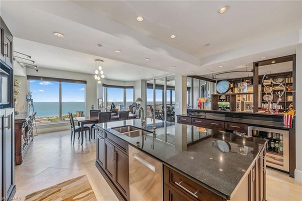 Dining room, Interior, Kitchen, Recessed Lighting, Water