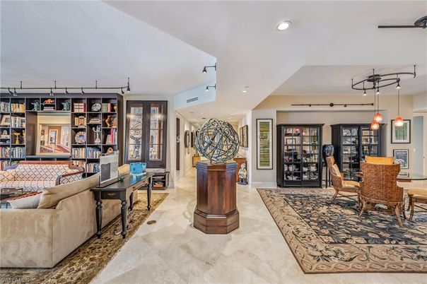 Dining room, Interior, Living room, Pendant Lights, Recessed Lighting