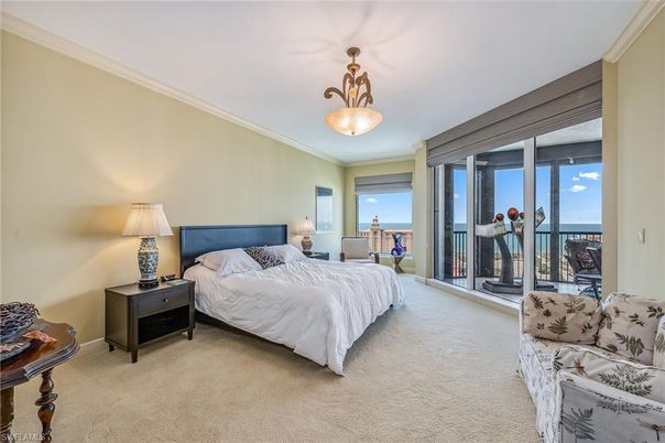 Bedroom, Interior, Pendant Lights
