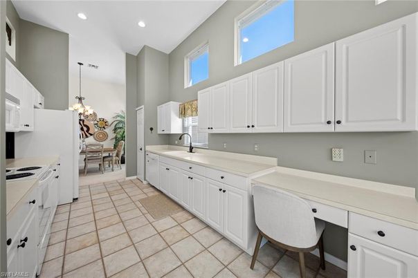 Chandelier, Dining room, Interior, Kitchen, Pendant Lights, Recessed Lighting