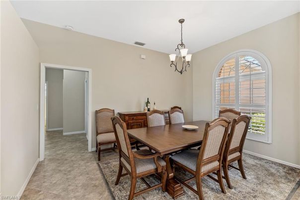 Chandelier, Dining room, Interior