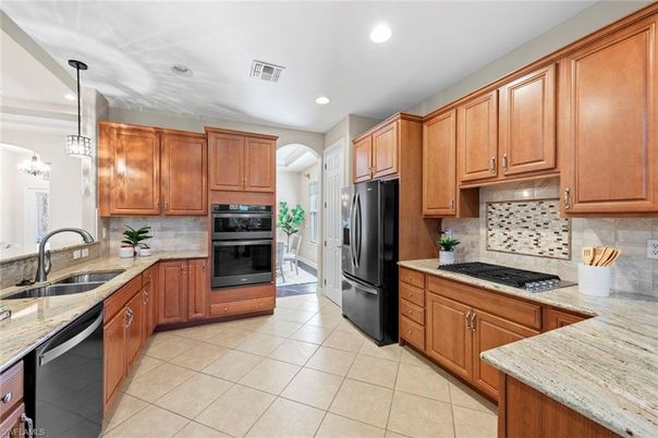Interior, Kitchen, Pendant Lights, Recessed Lighting