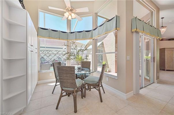 Dining room, Interior, Pendant Lights