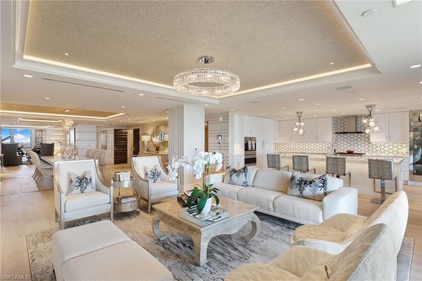 Chandelier, Dining room, Interior, Kitchen, Living room, Pendant Lights, Recessed Lighting, Stainless Steel Appliances, Wood Texture Flooring