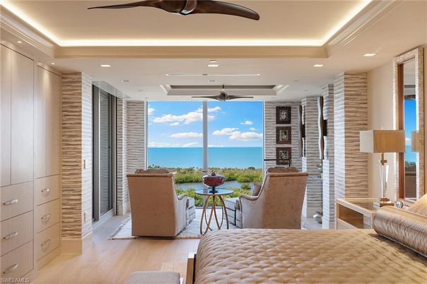 Interior, Living room, Recessed Lighting, Water, Wood Texture Flooring