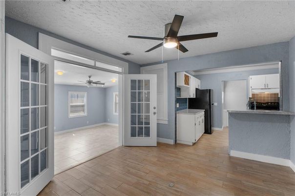 Empty room, Interior, Kitchen, Wood Texture Flooring