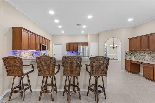 Chandelier, Interior, Kitchen, Recessed Lighting, Stainless Steel Appliances